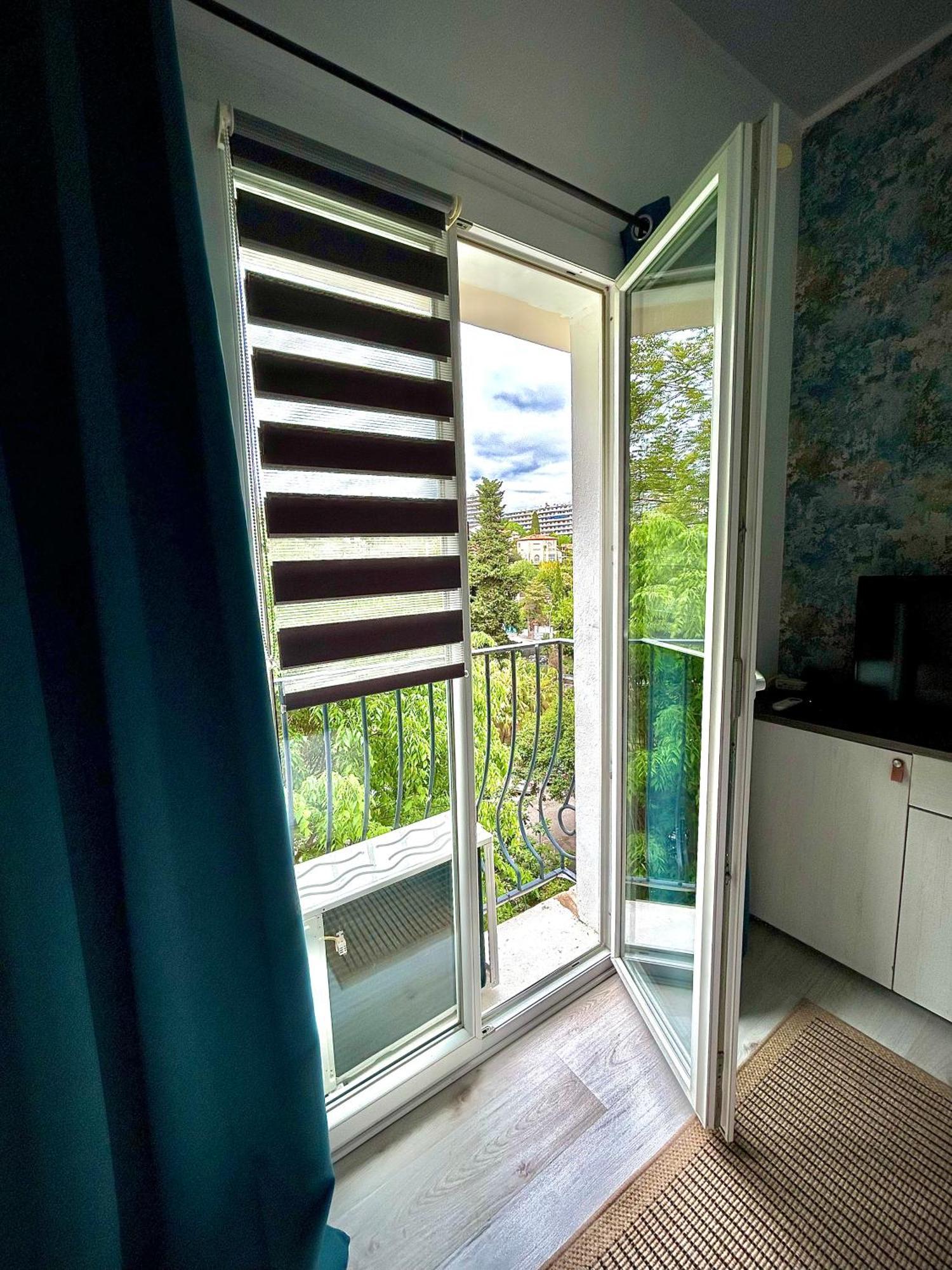 Lovely Riviera Apartment Nice Bagian luar foto